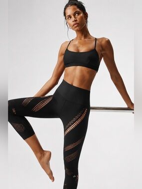Alo Yoga Radiance Crop High Waist Seamless Leggings Black XS Cutout